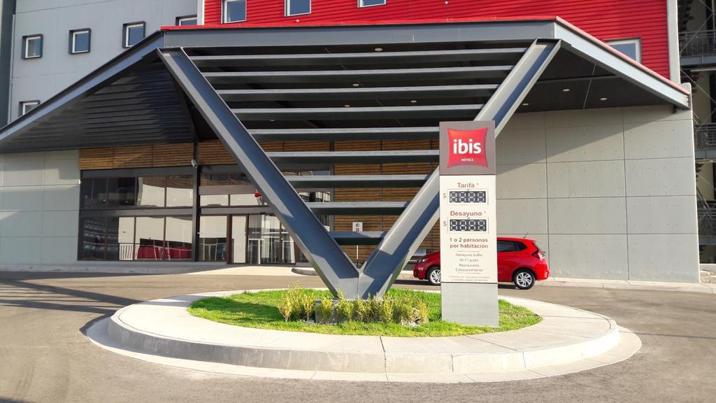 Отель Ibis Ирапуато Экстерьер фото